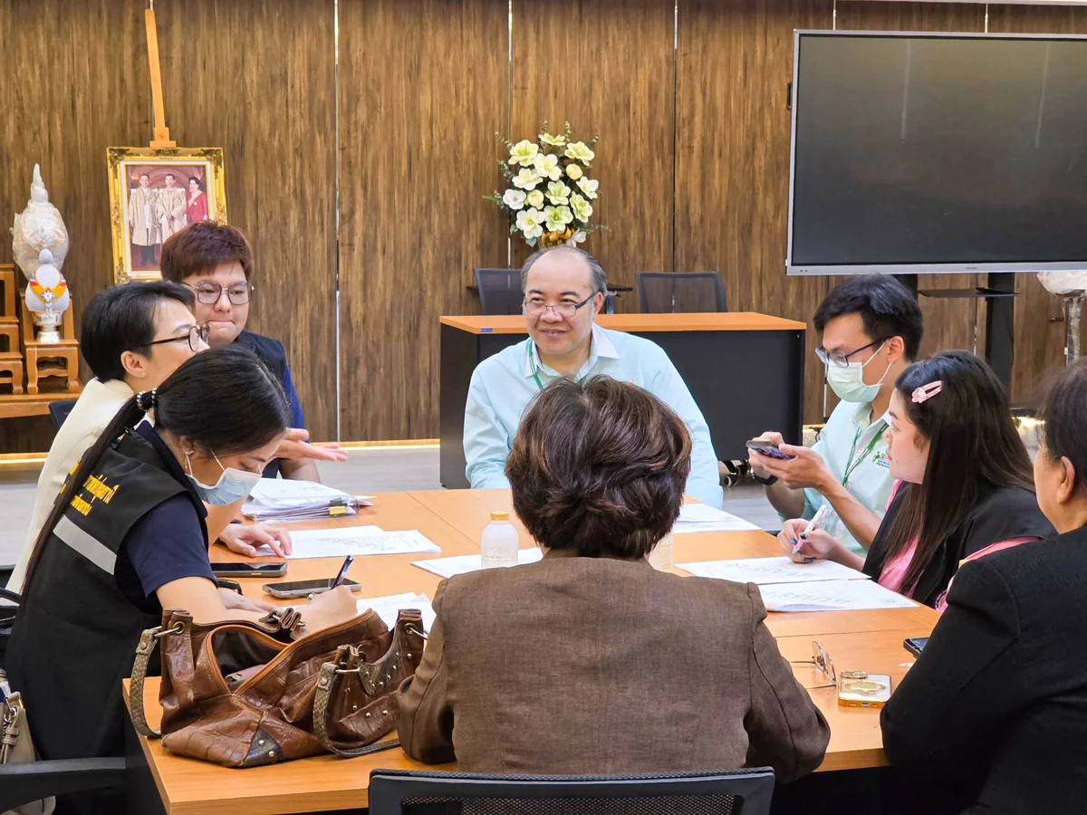 โรงเรียนซีเมดการบริบาล อีกหนึ่งความมุ่งมั่นจาก “มูลนิธิอาชีวเวชศาสตร์ไทย โรงพยาบาลซีเมดลีฟวิ่งแคร์ ” ในการสร้างโอกาสทางการศึกษา สร้างอาชีพ สร้างคุณค่าเพื่อสังคม