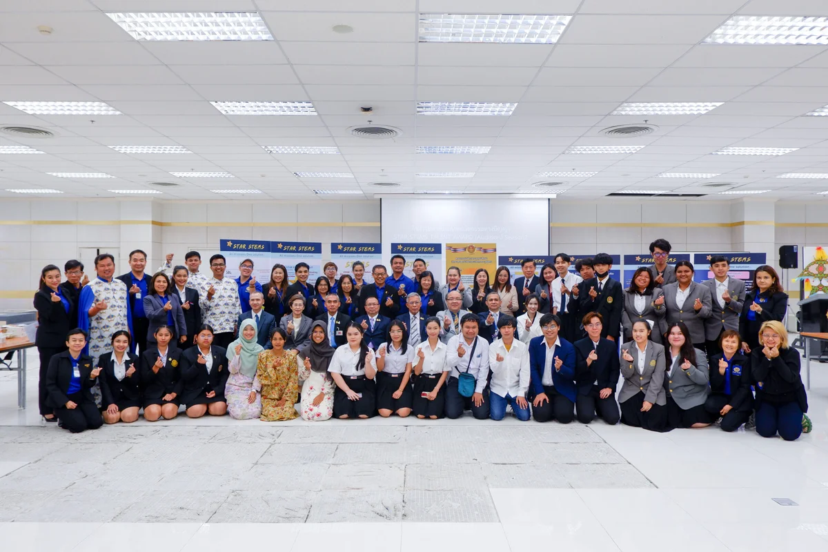 ภาพบรรยากาศกิจกรรมการประกวดนวัตกรรมทางปัญญา ” STAR STEMS Talent Award (Audition) Season2 ” ณ ห้องยุทธศิลป์ 1 โรงเรียนเสนาธิการทหารบก